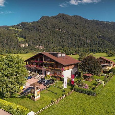 SALZANO Hotel - Spa - Restaurant Unterseen Exterior foto